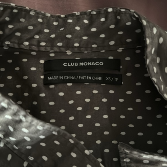 Club Monaco women’s button down short sleeved - Picture 2 of 2